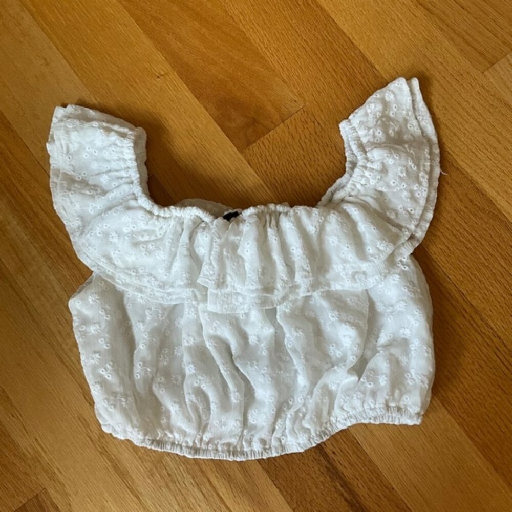 Forever 21 White Eyelet Off Shoulder Crop Top